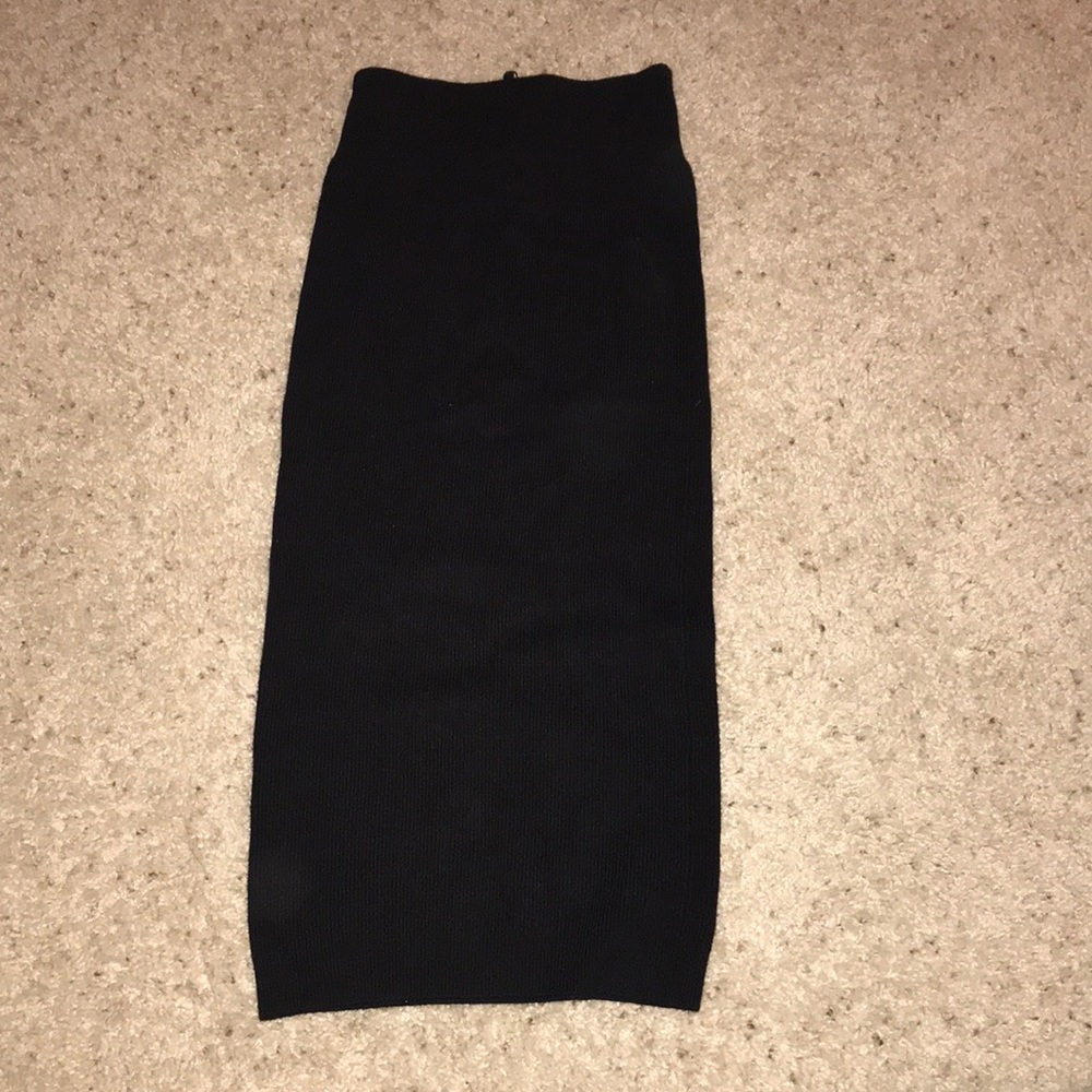 EXPRESS midi length fitted black knit skirt